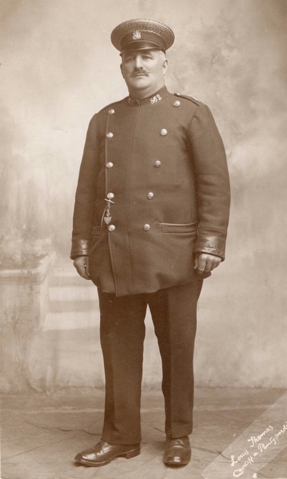 Cardiff Corporation Tramways tram driver 1920s, 