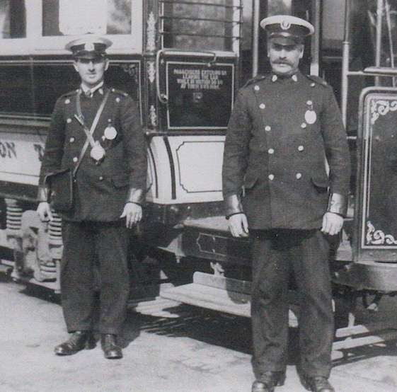 Great Yarmouth Corporation Tramways Tram No 32 and crew