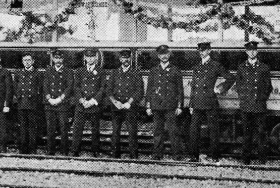 Gravesend and Northfleet Electric Tramways driver and conductor photo 1903