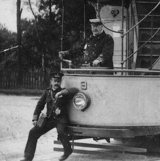 Erith Council Tramways Tram No 9 and crew