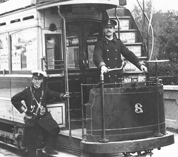Devonport and District Tramways tram No 8 and crew