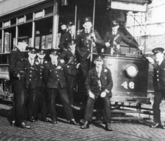 Rochdale Corporation Transport buse men and trams 1933