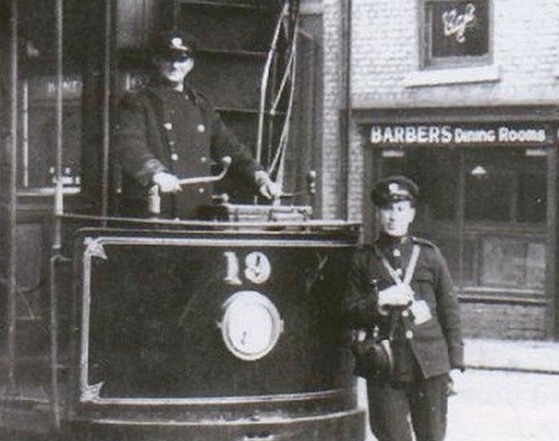 South Shields Corporation Tramways Tram No 19 and crew