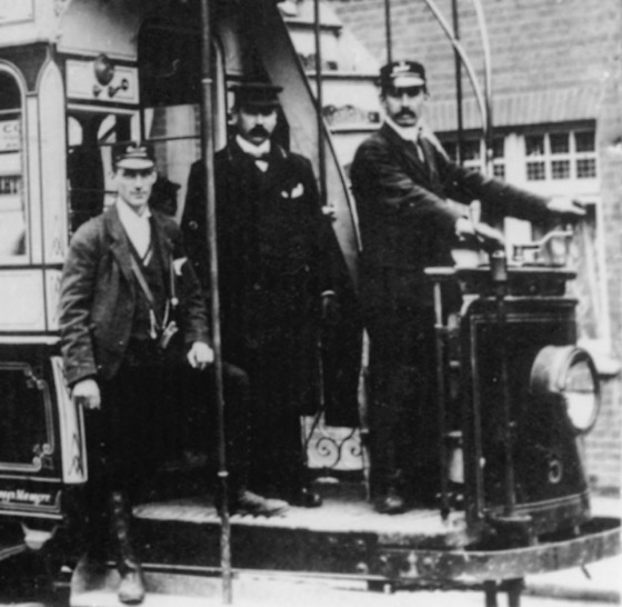 Southend-on-Sea Corporation Tramways 1901 tram crew