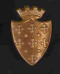 Stockport Corporation Tramways shield cap badge brass
