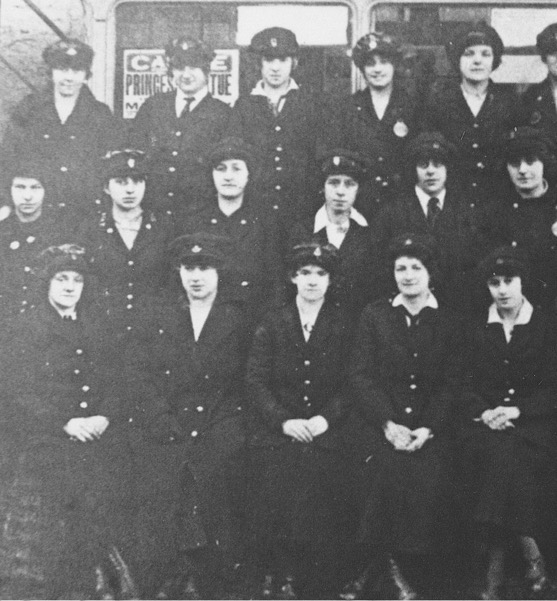 Swansea Tramways Great War conductresses