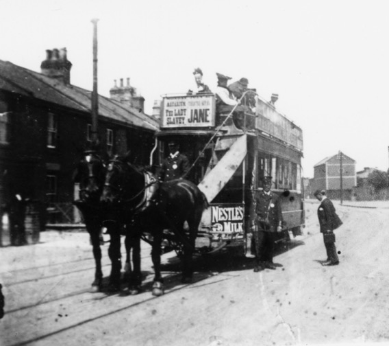 Yarmouth and Gorleston horse tram at Halfway House 1905