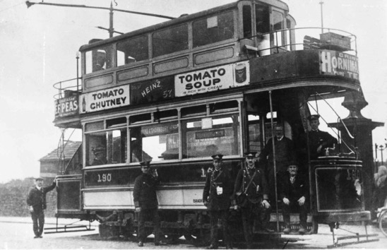 Bradford City Tramways Tram No 190 and crew