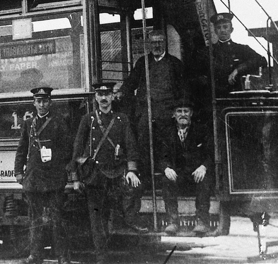 Bradford City Tramways Tram No 190 and crew