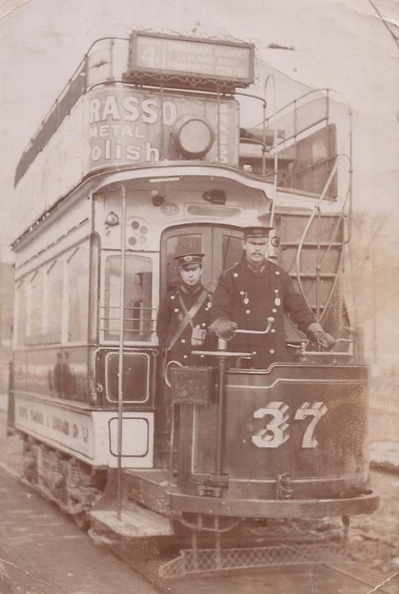 Bristol Tramways Tram No 37 and crew