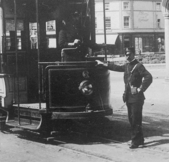 Bournemouth Corporation Tramways Tram 6 and crew