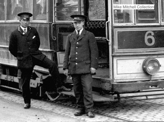 Aberdeen Suburban Tramways motorman and inspector 1920s