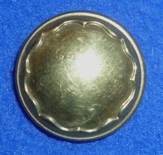 Plain with scalloped rim